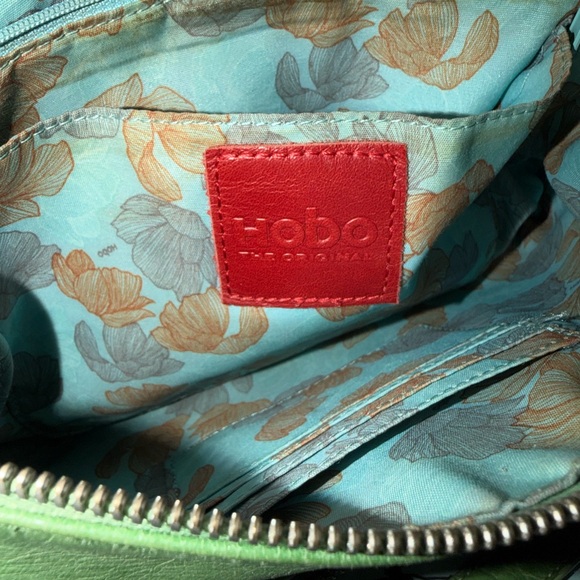 HOBO The Original Green Leather Crossbody Bag - Picture 2 of 16